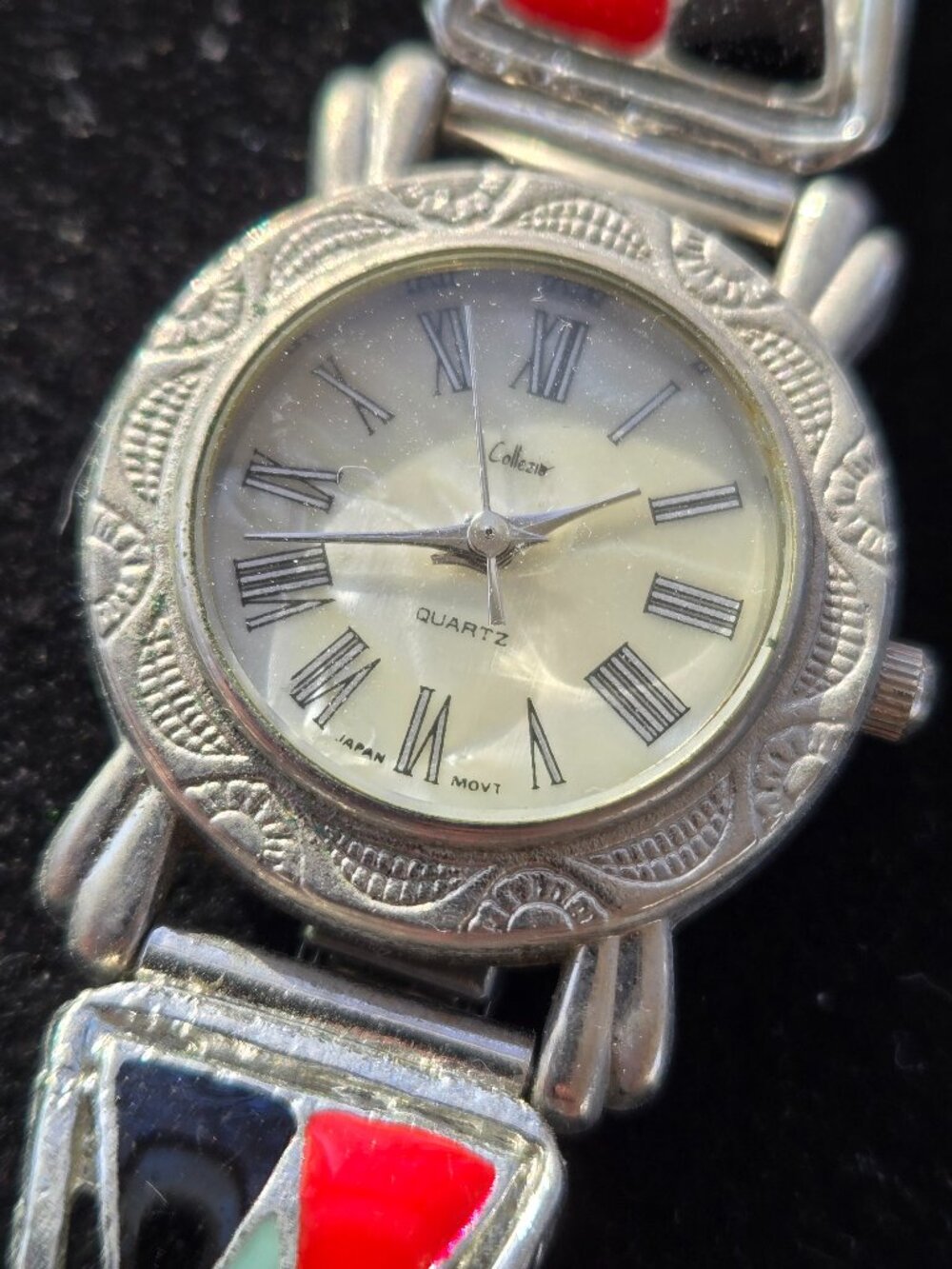 Women’s Collezio Wristwatch with Enamel Inlay and Stretch Band